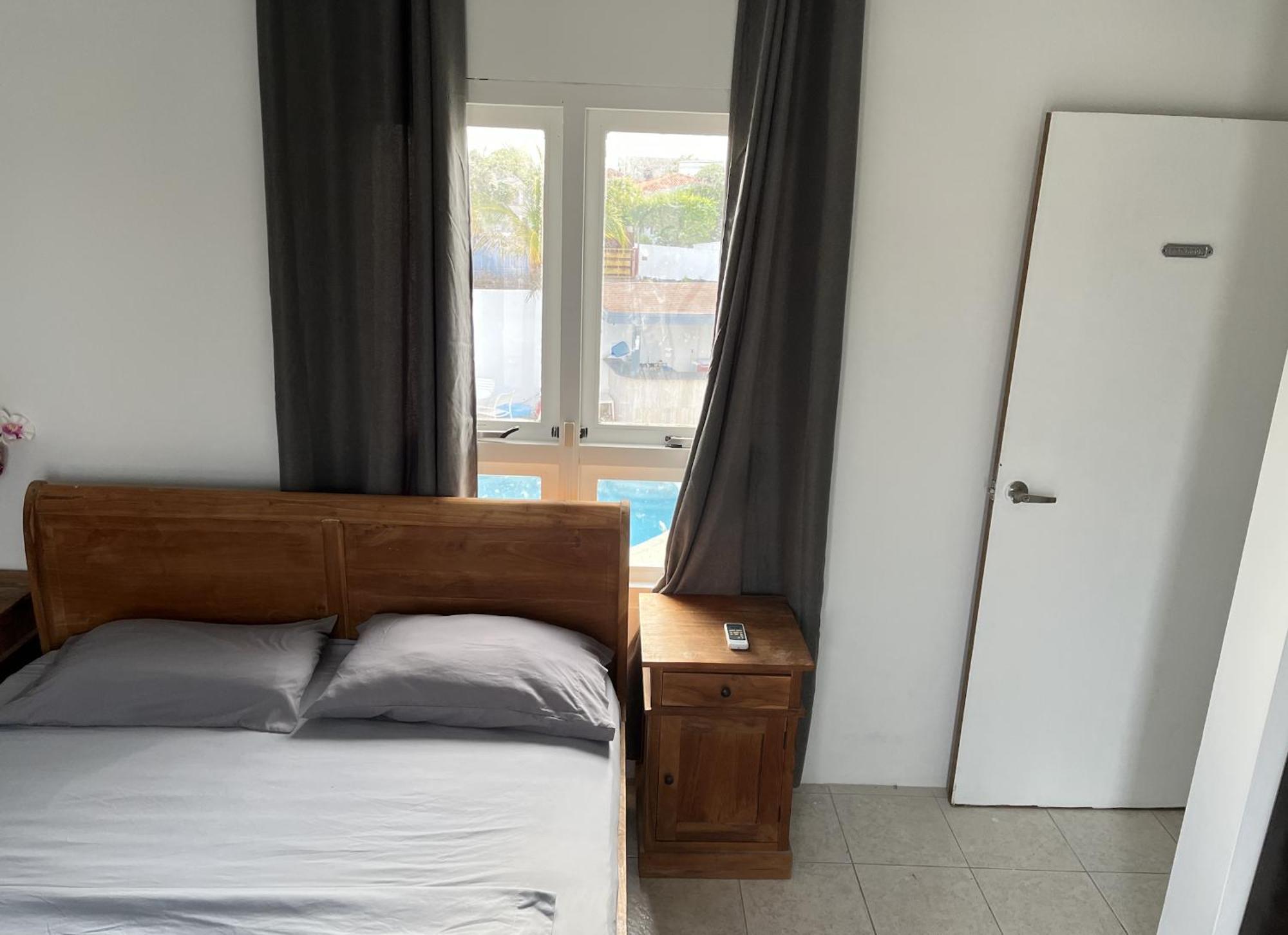 Genesis Apartments パームビーチ エクステリア 写真